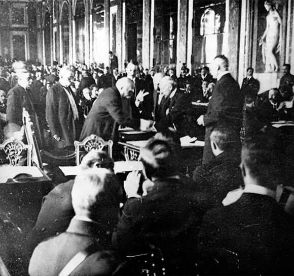 La signature du traité de Versailles, le 28 juin 1919