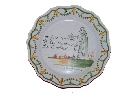 Assiette représentant un prêtre jureur